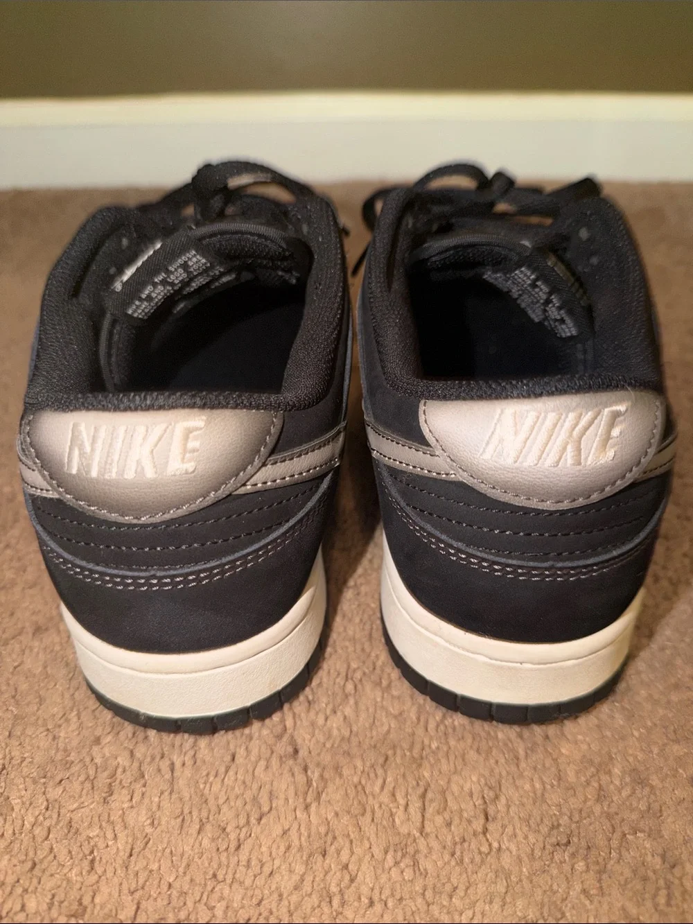Nike Men’s Dunk Low Airbrush Swoosh